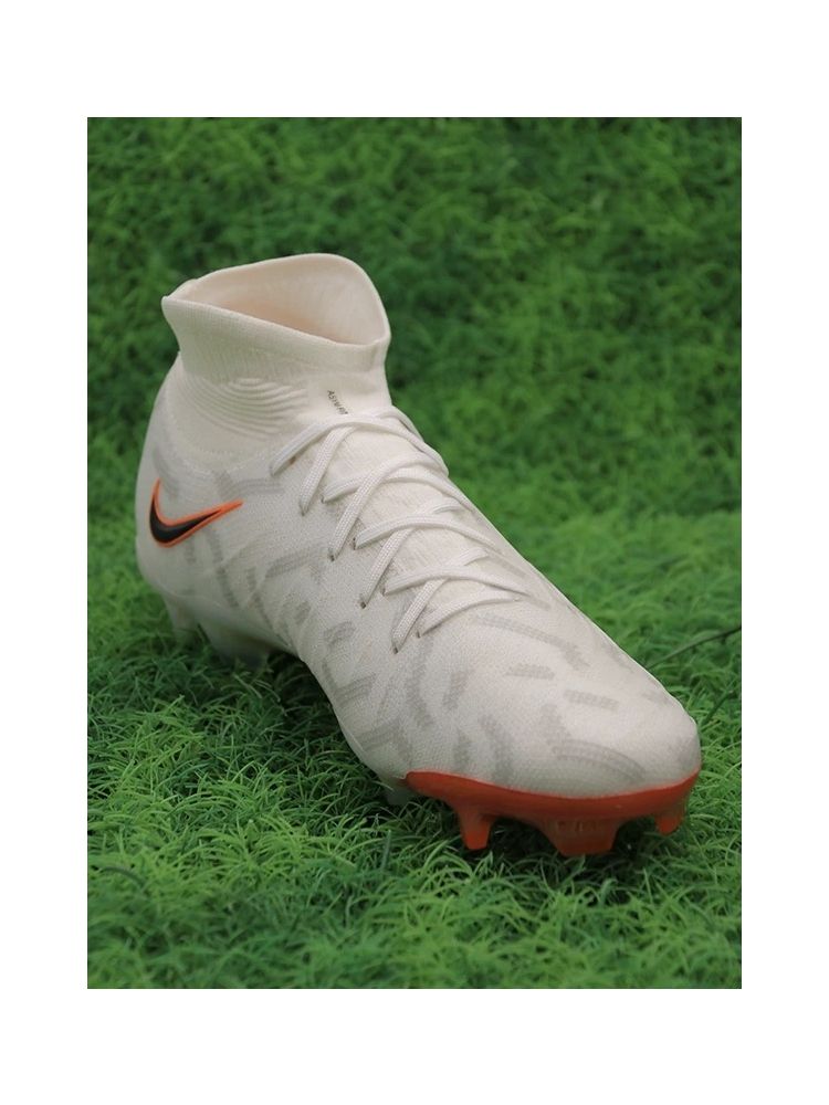 Nike Phantom Luna Elite FG Launch