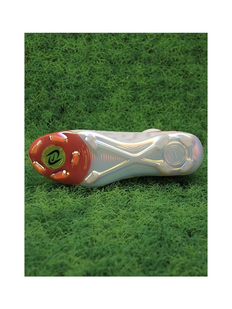 Nike Phantom Luna Elite FG Launch